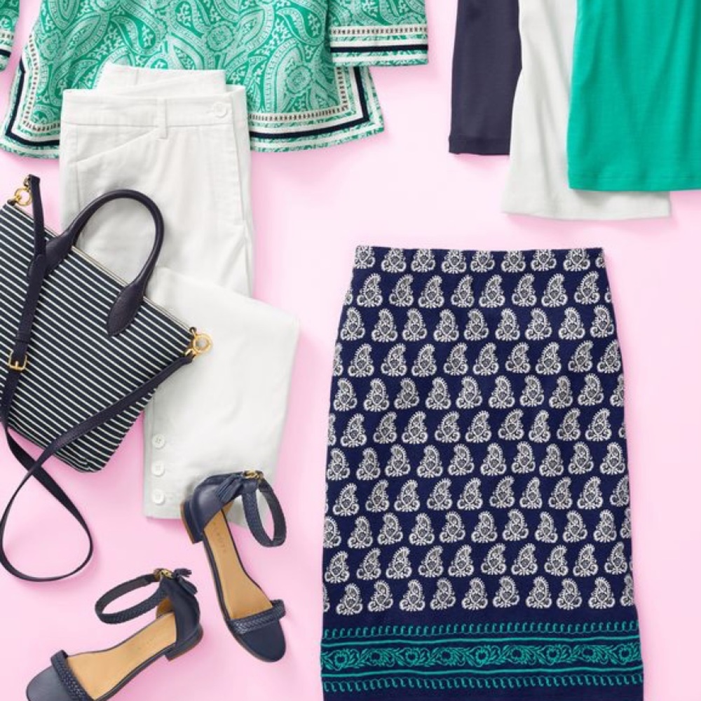 Talbots Patterned Skirt Navy and Green